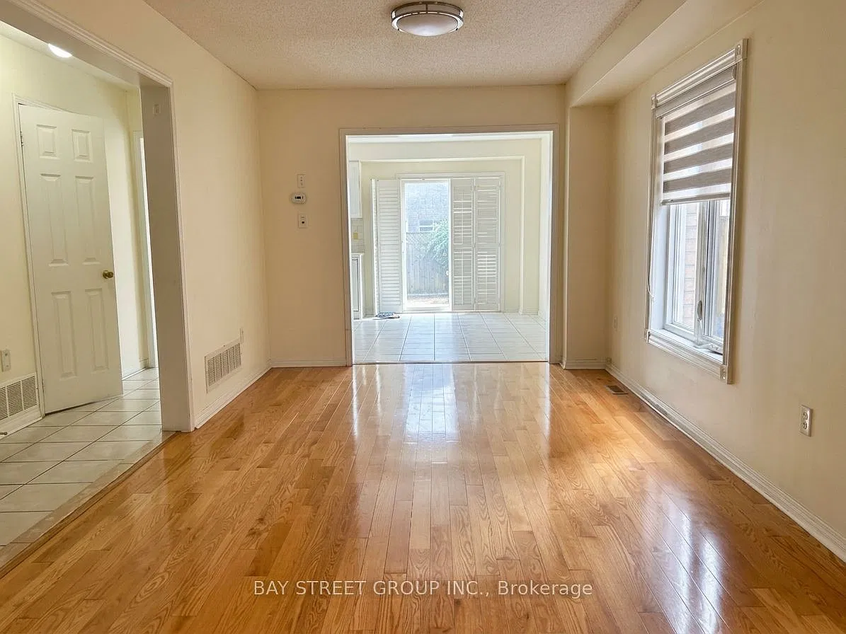 5 bed, $3,400 — Photo 2