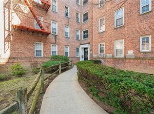 790 Bronx River Rd APT A25, Bronxville, NY 10708