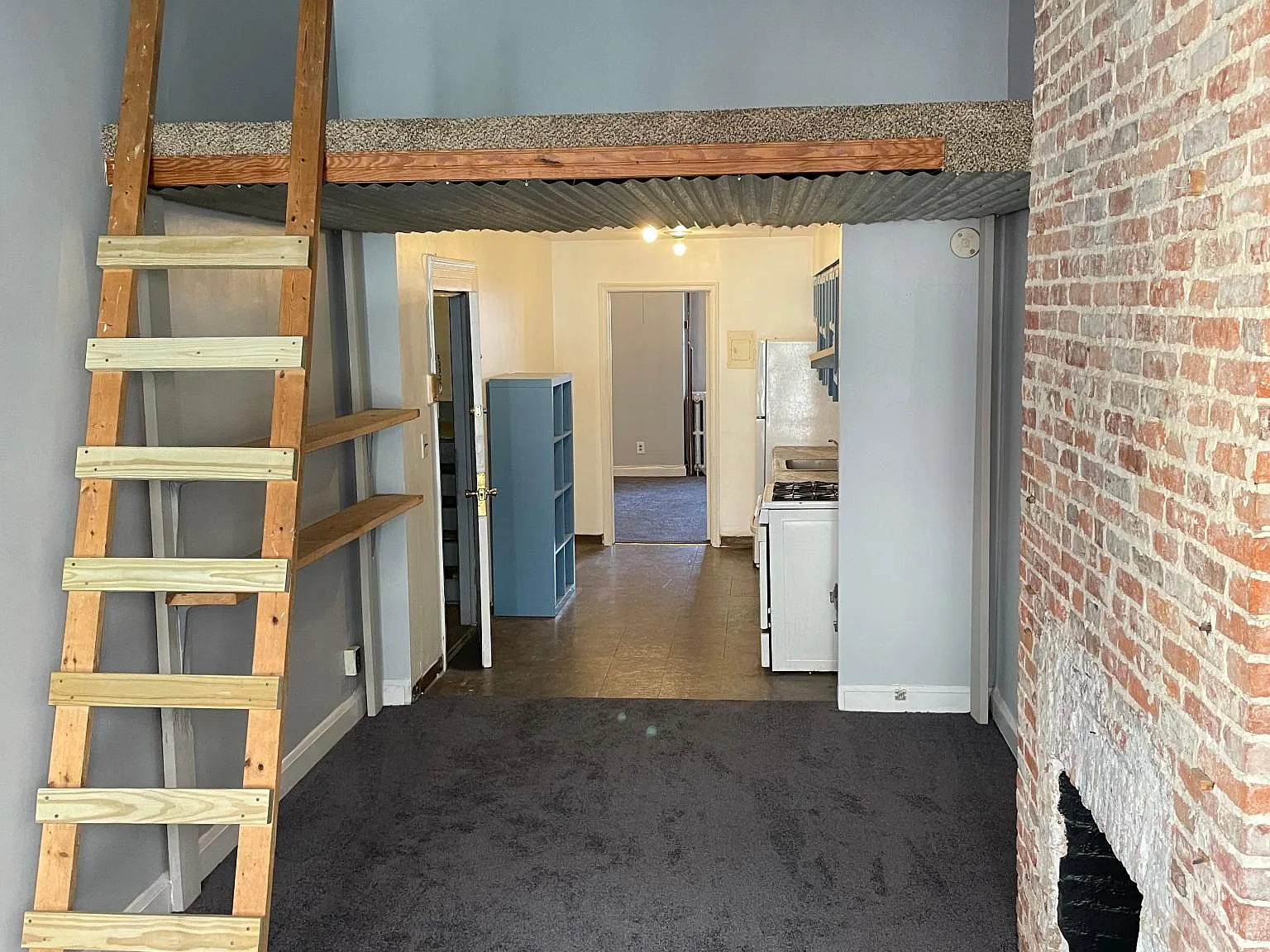 1 bed, 750 sqft, $1,330 — Photo 3