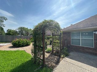 11411 Oak Lake Vista Ct, Sugar Land, TX 77498