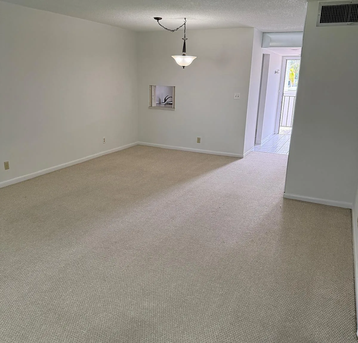 2 bed, 2.0 bath, 1265 sqft, $2,000 — Photo 4