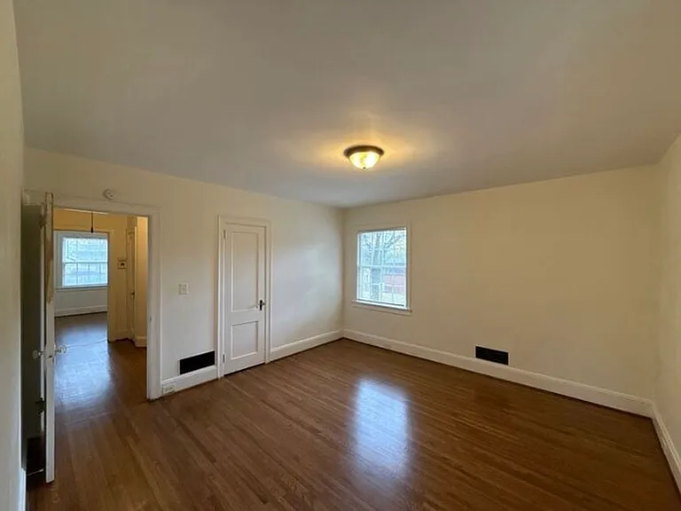 1901 Armstrong Park Dr — Photo 8