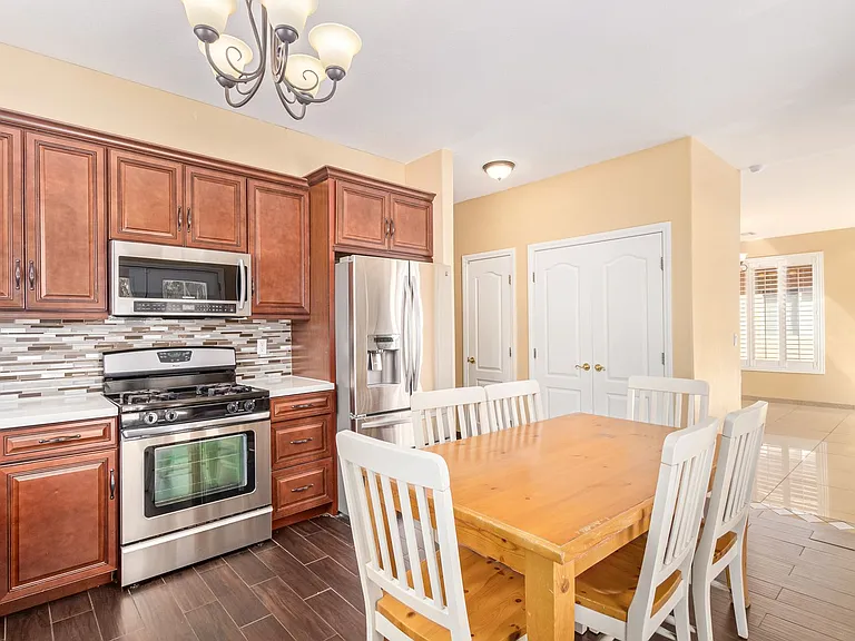 1477 Rancho Ridge Dr — Photo 16