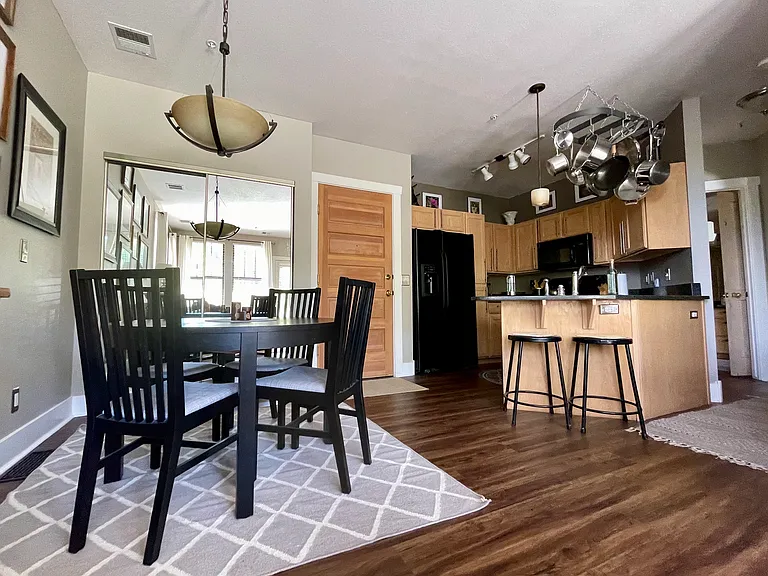 8300 Meadowview Dr #L23 — Photo 24