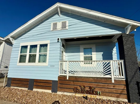 2312 37th St, Galveston, TX 77550