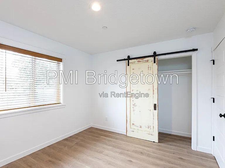 6308 SE Duke St — Photo 10