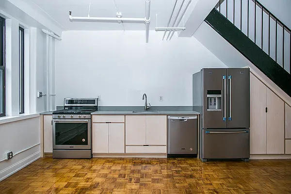 Rented by Nooklyn NYC LLC | media 2