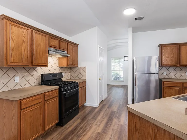 32350 Cross Spring Park Ln — Photo 10