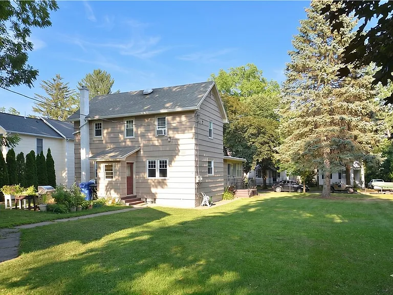 27 Boughton Ave — Photo 3