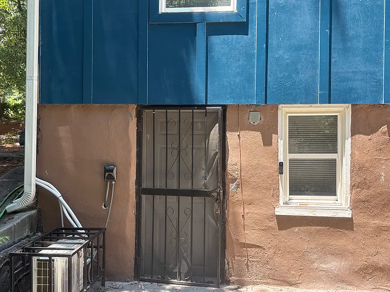 W Lake Ave NW — Photo 10