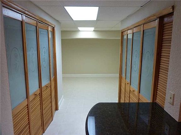 4th image of 11460 NW 35th Pl