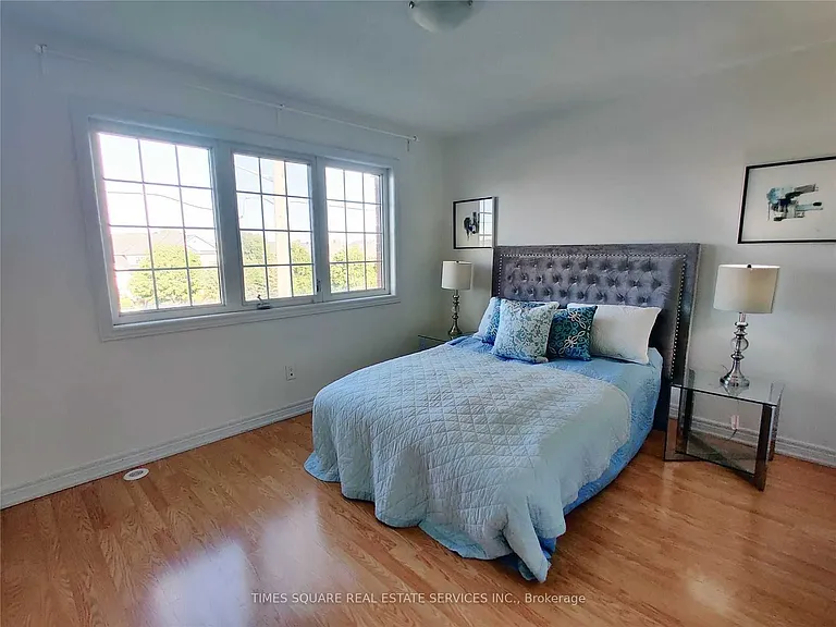 9908 McCowan Rd — Photo 2