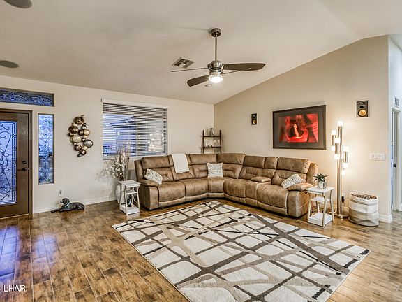 5th image of 1311 Tamarack Dr
