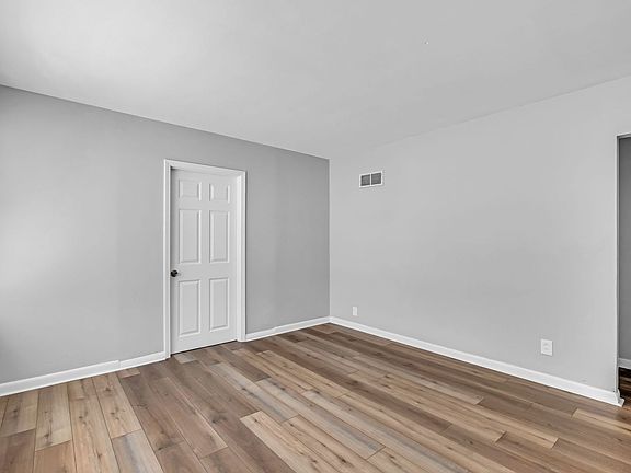5th image of 4313 Rickey Dr