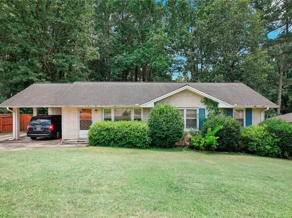 2599 Creston Way, Morrow, GA 30260