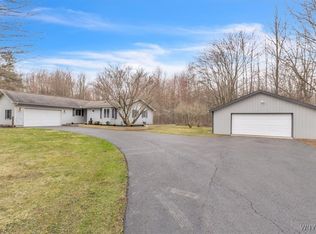 1602 Carmen Rd, Barker, NY 14012