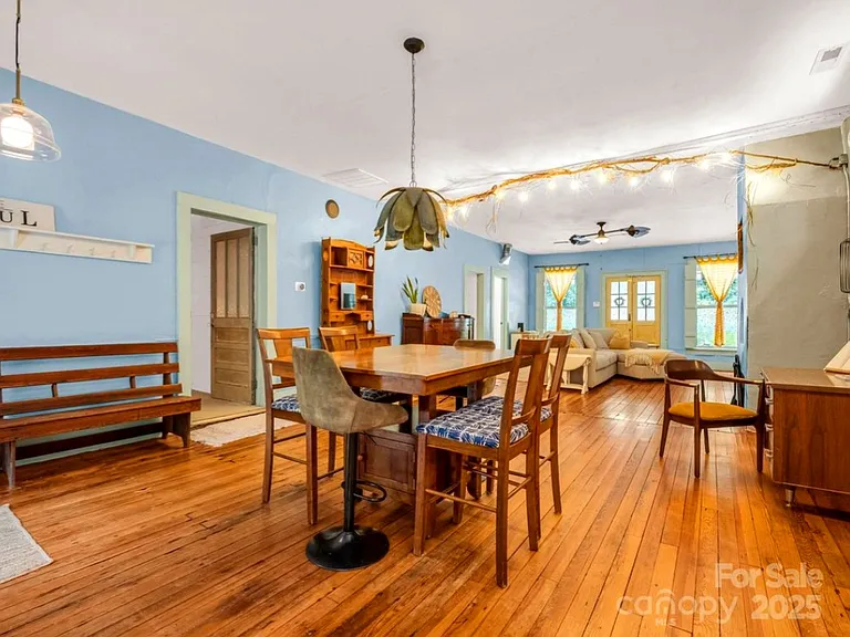 2622 Greenville Hwy — Photo 10