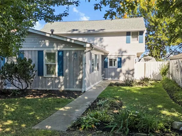 3708 Edgewater Dr, Vermilion, OH 44089