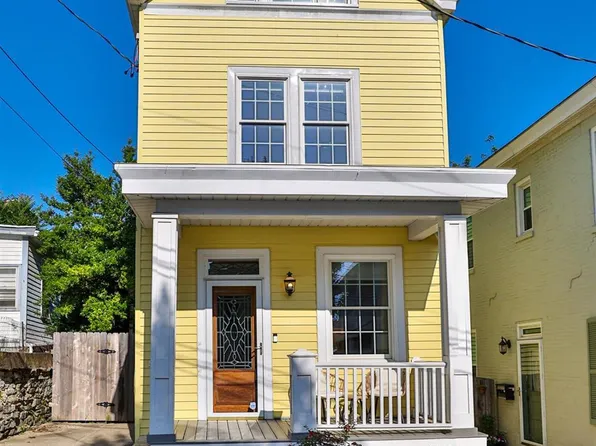 1109 Fuller St, Cincinnati, OH 45202