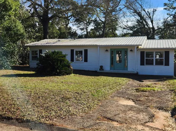 420 Miller Ave, Fairhope, AL 36532