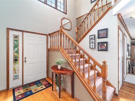 4th image of 626 Hemlock Rd