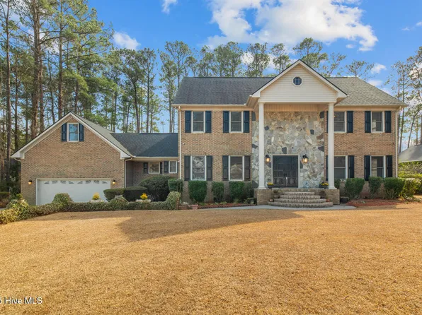1105 Greenway Drive, Jacksonville, NC 28546