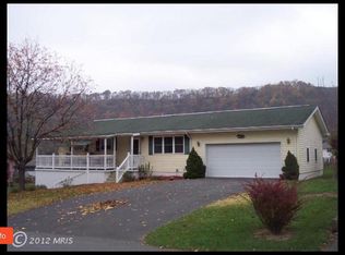 69 Blue Jay Dr, Ridgeley, WV 26753