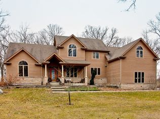 25140 Shagbark Rd, Mettawa, IL 60045