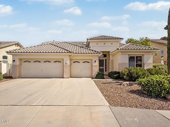 1528 E LAREDO Street, Chandler, AZ 85225