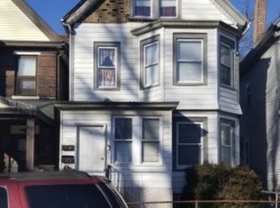 556 Walnut St, Elizabeth, NJ 07201