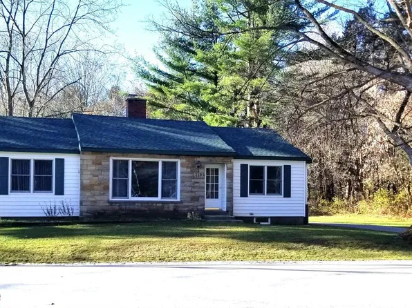 2195 Emerson Rd, Goodells, MI 48027