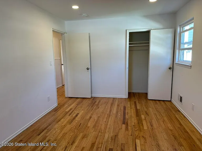 221 Midland Ave — Photo 9