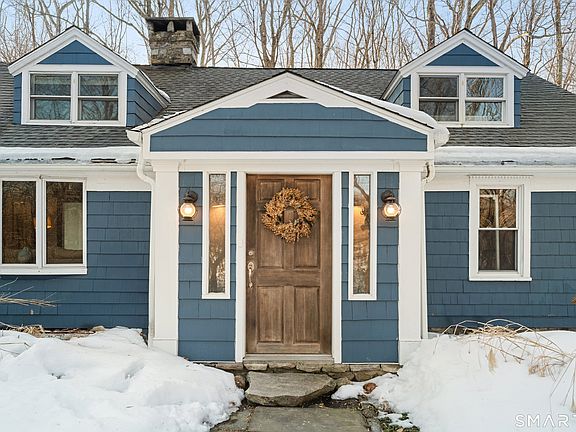 3rd image of 138 Putnam Park Road