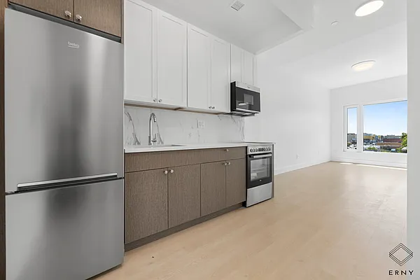 Rented by ERNY LLC | media 1