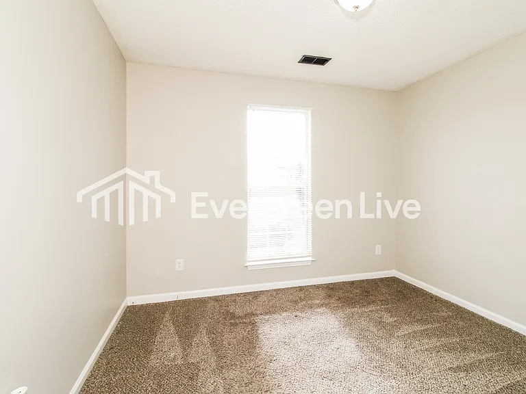 333 White Gables Dr — Photo 8
