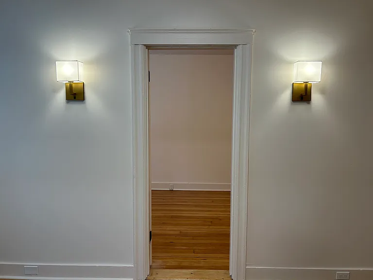109 Montgomery St #2 — Photo 19