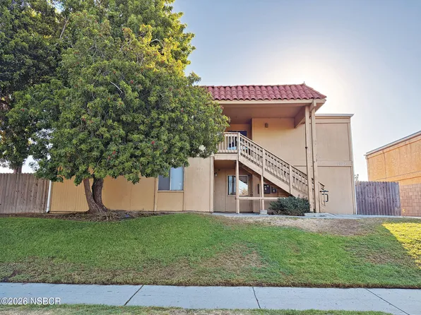 1804 S Thornburg St, Santa Maria, CA 93458