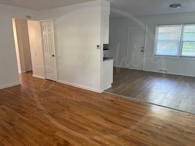 11403 Richmond Avenue - 1 — Photo 2