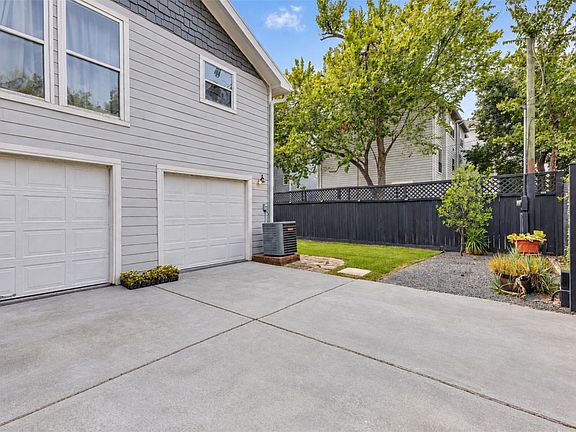 5th image of 827 W 19th St #829