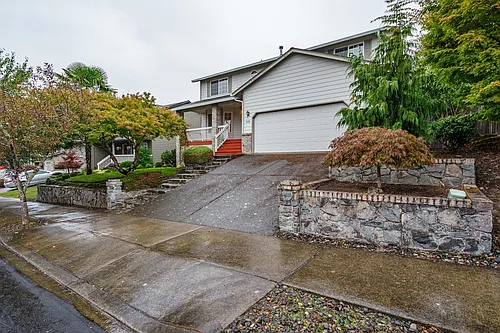 3803 SE Sunrise Dr Photo 1