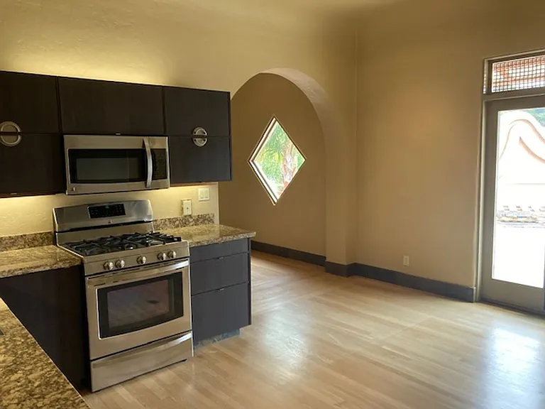 680 Cortes St — Photo 12