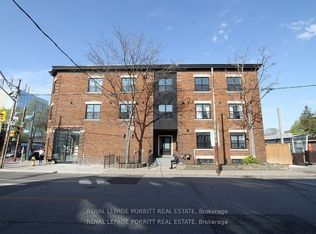 254 Armadale Ave #1, Toronto, ON M6S 3X4