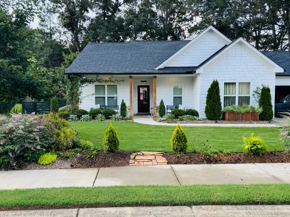 36 Fairview Sta, Hartwell, GA 30643