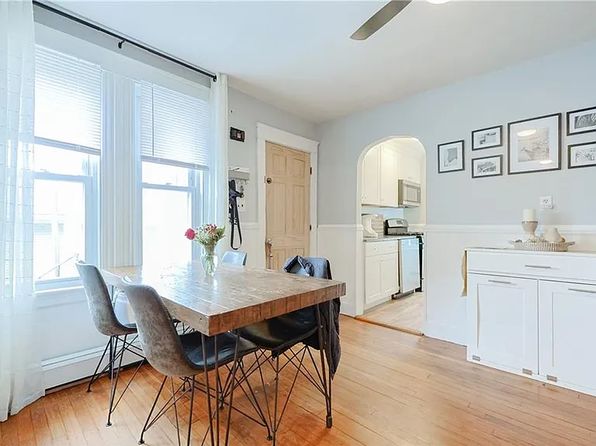 315 Bennett St FLOOR 1