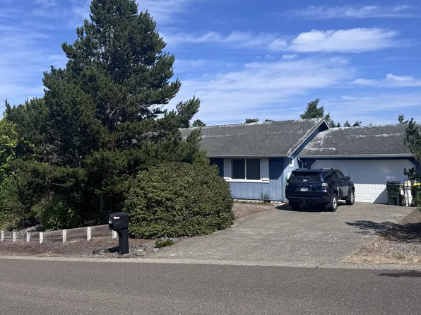 1370 Zebrawood Ct, Florence, OR 97439