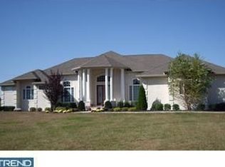 1 Lansbrook Ct, Sewell, NJ 08080