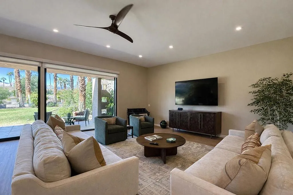 2 bed, 1831 sqft, $5,000 — Photo 2
