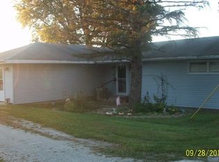 1894 E Us Highway 24, Watseka, IL 60970