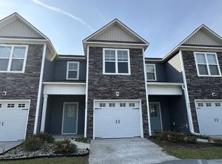 364 S Stingray Ln, Sneads Ferry, NC 28460