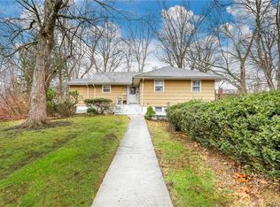 7 Sydell Ln, Spring Valley, NY 10977